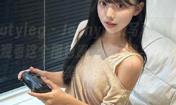 beautyleg - Jenny睡衣写真新作品发布，观看这个图包感受她优雅与性感的完美结合。