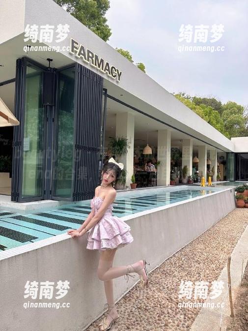 beautyleg - 在连体衣的世界里，观看Lena的合集，让我们一起自嘲与欢笑