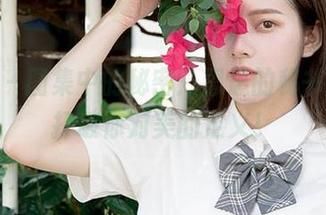pans - 图集中的秘密：思思的秘书写真，打破你对美的定义！
