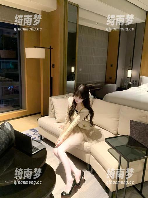 pans - 更新内容来了！诗诗的优雅礼服图包，时尚爱好者必看！