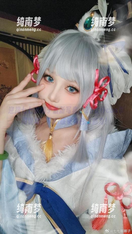 迎接七七娜娜子最新写真，2B女仆cos华丽登场，带你感受角色的魅力！
