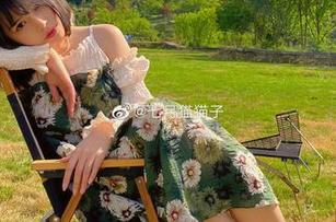 七月喵子的定制小仙女图集，带你领略仙境之美