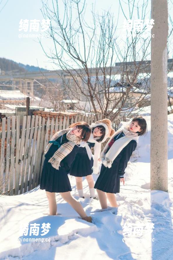 丝慕GIRL-泡芙 丝慕GIRL - 泡芙少女的高清套图,整个画面都是我心中的‘少女梦’!