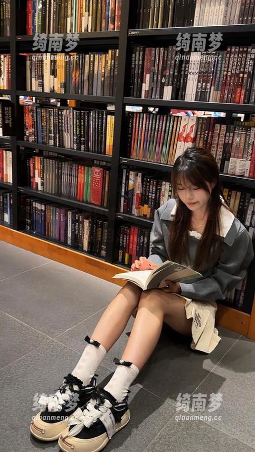丽柜-心心 丽柜 - 心心港风妹妹写真,高清壁纸将时尚与自然完美融合