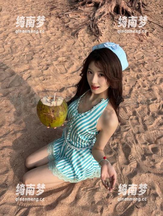丽柜-敏儿 丽柜 - 敏儿香浴名莲写真原图,绽放出无与伦比的迷人气息