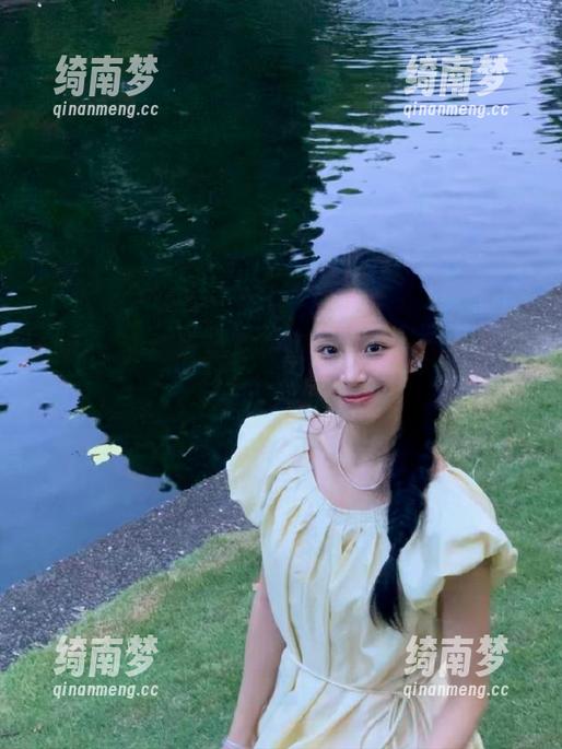 丽柜-甜甜 丽柜 - 甜甜蕾丝写真精选揭晓,带你踏上未知的美丽旅程