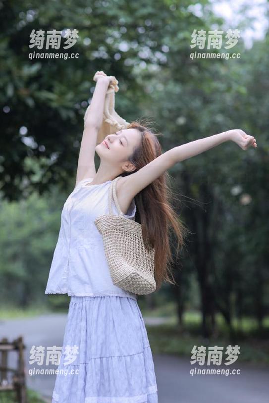 俏妞qiaoniuTT 微密圈 - 享受俏妞qiaoniuTT免费大自然作品,让你每天都能置身于绿色的怀抱!