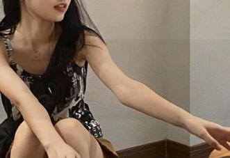 克拉女神 - 姜璐全套透明写真作品，感受她的柔美与力量交织