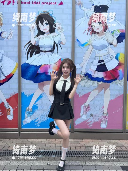 克拉女神 - 精品高清分享！薇薇护士写真，带你走进她的职场世界