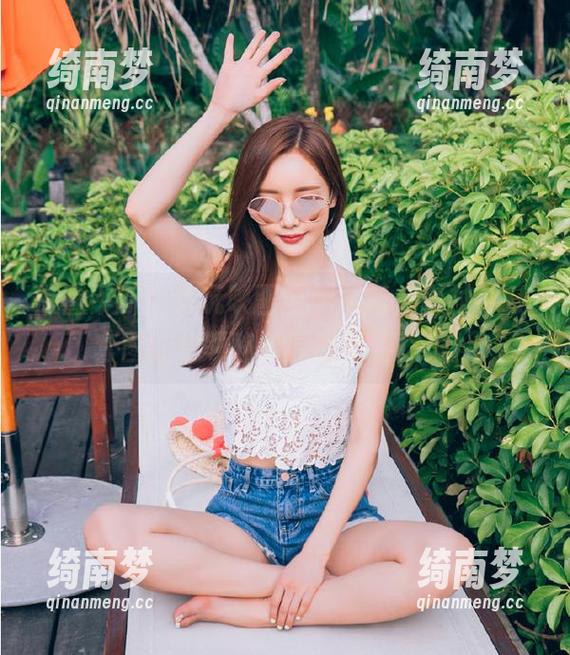 惊喜不断！兔玩映画全新更新，白衬衫JK套图让你领略校园的青春之美！