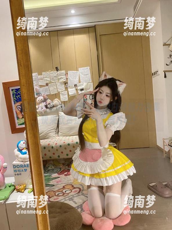 嗲囡囡-BABY_柒 嗲囡囡 - 发现BABY_柒的白裙魅力合集,快来欣赏这些动人图片吧!