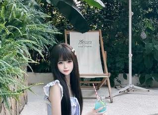 嗲囡囡 - 夏日的精彩瞬间：PaPa妈咪最新美图让你感受不一样的夏天氛围