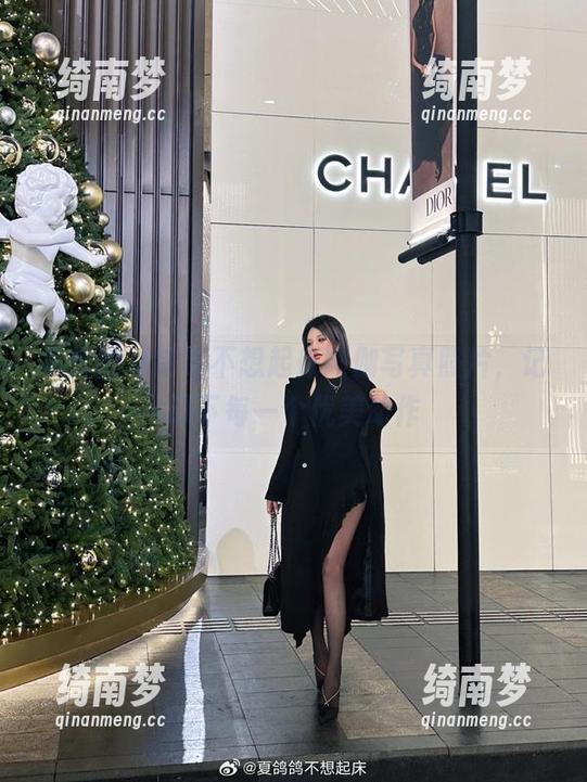 最新的夏鸽鸽不想起床瑜伽写真照片，记录下每一个优美动作