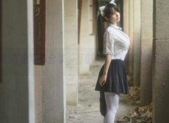失眠小宁的高清写真分享，圣诞兔女郎灵动瞬间尽在眼前！