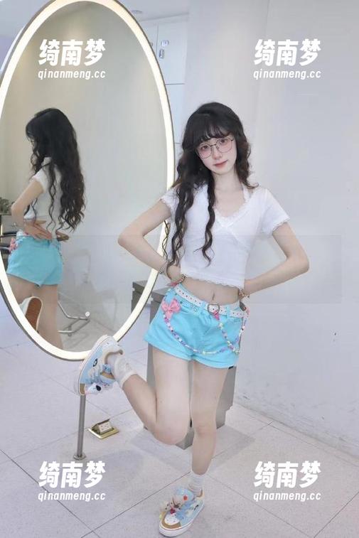 头条女神-曲佑熙 头条女神 - 在线发布曲佑熙甜心写真合集,感受她的魅力与无限可能