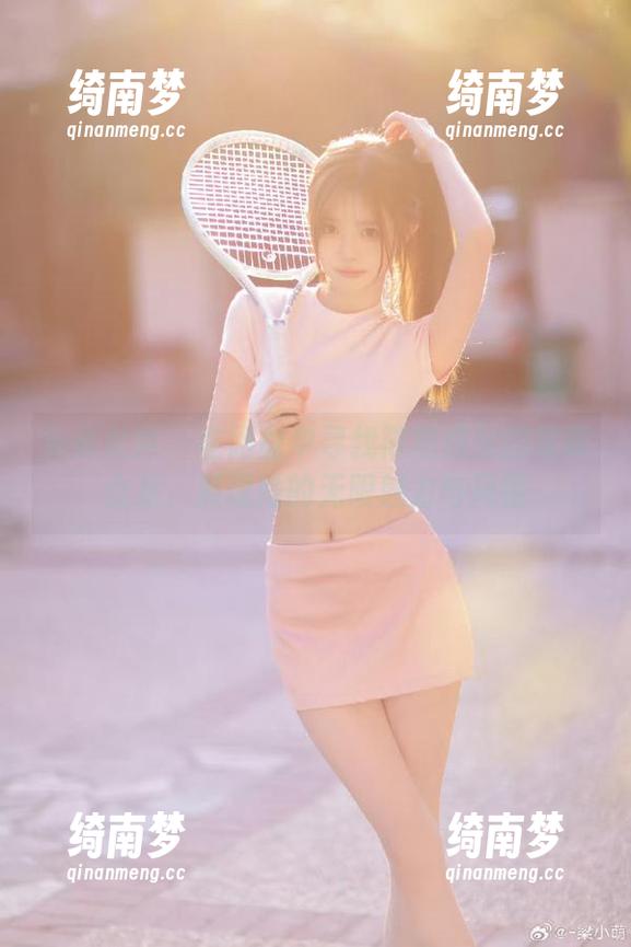头条女神 - 在网盘中寻找筱溪姐姐的写真合集，展现她的无限魅力与风情