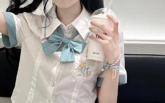头条女神 - 探索语溪的黑丝高清图包，享受每一张照片中的细腻与妩媚，视觉盛宴不容错过！