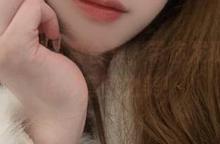 封疆疆v可爱写真合集，带你发现不同风格的套图之美！