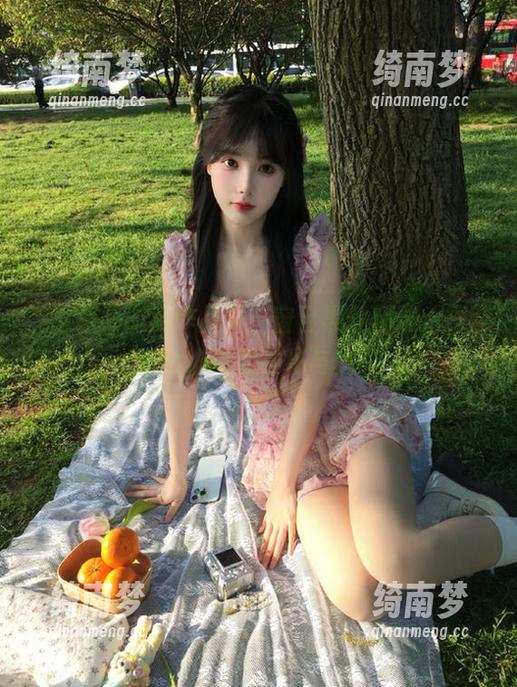 少女秩序时尚作品集：窗台黑丝精选，探索少女心中的神秘与优雅