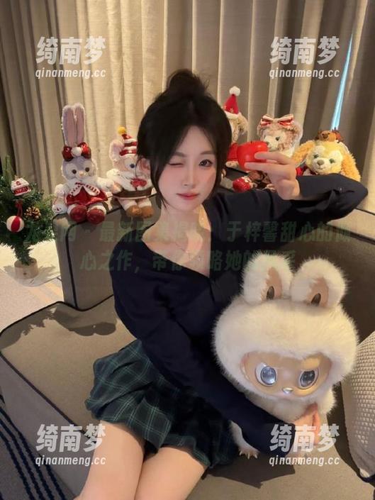 尤果网 - 最新图集揭晓：于梓馨甜心的倾心之作，带你领略她的风采