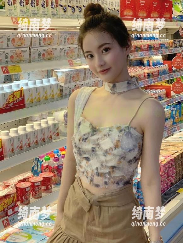 尤果网-含含 尤果网 - 透过含含的夏天私房图集,领会夏日清晨的唯美瞬间