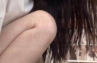 尤果网 - 不可错过的张雪馨写真，死库水套图让你感受清新与性感的结合