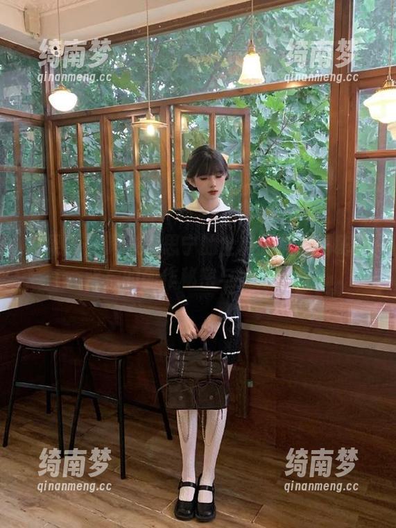 尤果网 - 深入李思宁的全套作品，揭秘她背后的创作秘密与心路历程
