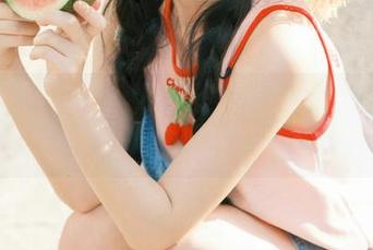 尤果网 - 获取栗子白裙的独家写真，精彩免费图片让你留连忘返！