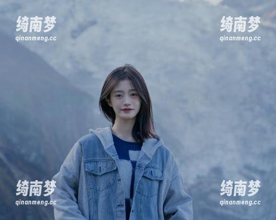 尤果网 - 探索琳丽的写真作品：在网盘中寻找她令人心动的剧情瞬间！
