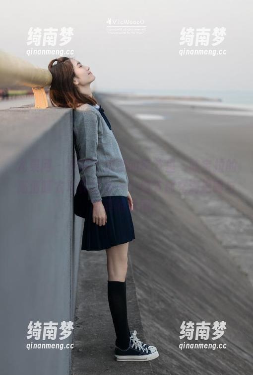 尤果网-陈宝拉 尤果网 - 在这个浪漫的季节里,陈宝拉的高清睡衣写真让每一个细节都充满温暖与甜美的氛围。