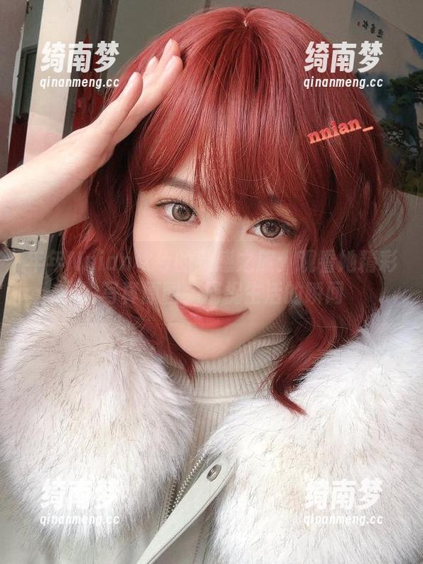 年年Nnian 年年Nnian秋兮的灵感之旅:观看她精彩的写真原图,捕捉生活的瞬间