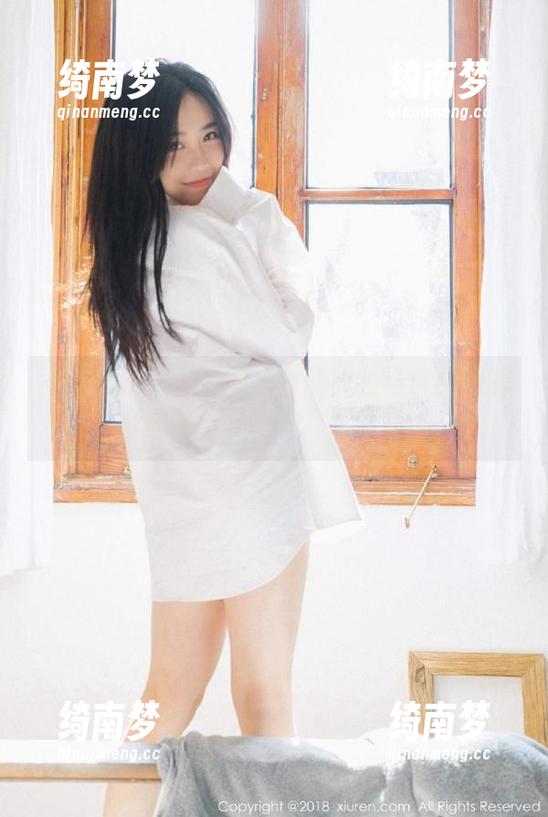 异思趣向-小宝 异思趣向 - 小宝倾情呈现美拉德配色写真,原图展现出灵动与静谧的完美交融