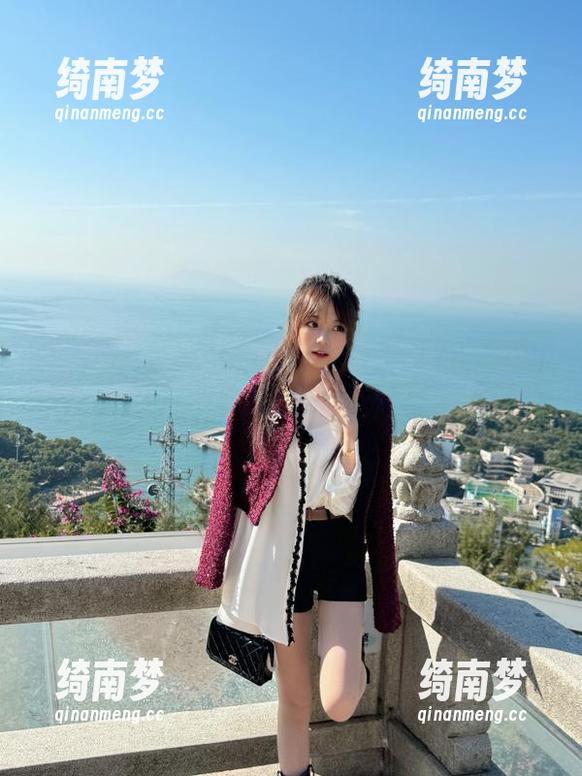微密圈 - 张鑫baby的迷人长腿作品原图，尽在这一系列摄影艺术中的精彩