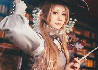 与“拖拉大王”共赴美图之约，缔造“中华女仆”的全新cos魅力体验