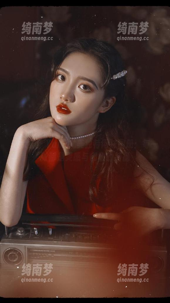 推女神-Yumi尤美 推女神 - Yumi尤美独特网袜图册:每一张都是灵感与创意的结晶