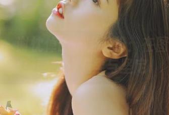 推女神 - 谢忱倬的护士装扮：在图库中感受瞬间的温柔与坚定