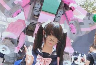 摇摇乐yoyo视觉盛宴：分享她的制服图片，体验不一样的时尚魅力！