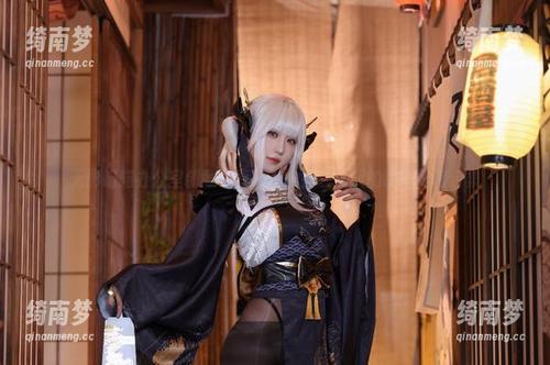 无影喵喵 无影喵喵办公室创意写真精选:打破常规的职场风格合集
