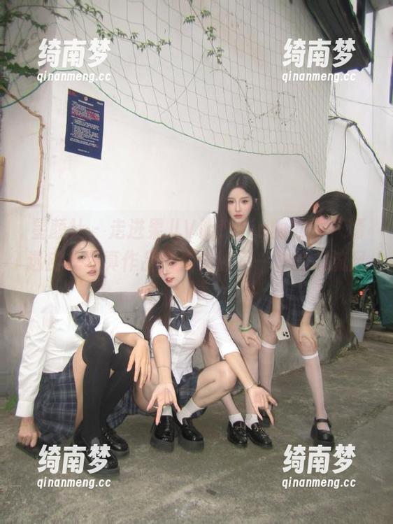 星颜社 - 走进果儿Victoria的世界，精选皮衣写真作品带你体验不一样的潮流风尚