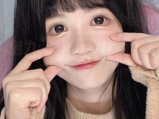 分享无尽魅力：星黛鹿鹿i罩纱豹纹泳装的精美图库
