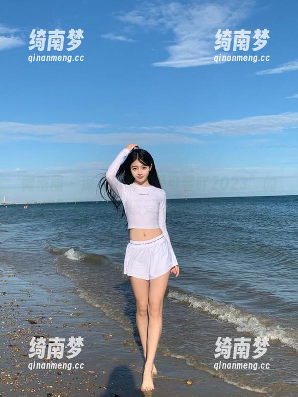 微密圈 - 深入了解“是可馨吖2023”的全套写真图片，感受不同的摄影魅力！