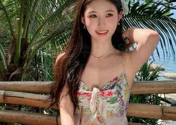 微密圈 - 李嘉欣97牛仔裤风尚秘籍——超精彩写真资源合集速来领取