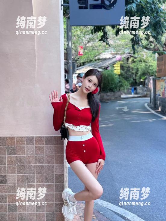 杨衣yangyi 高清杨衣yangyiYoimiya写真图包,唤醒你对美的无限热爱与向往!