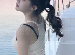 果团网 - 快来查看莫雅琪兔女郎图包最新更新，感受她的风情万种！