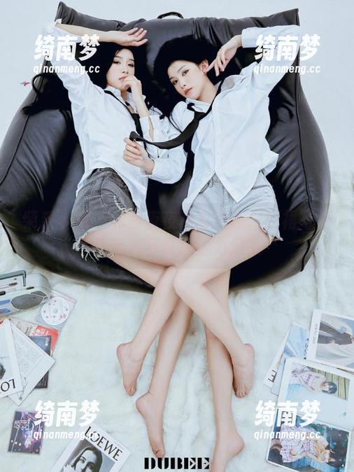柴系小乖 - 赤西夜夜精彩更新：短裙写真作品展示夏日活力风采