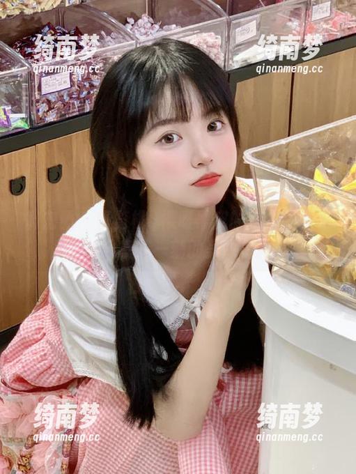 微密圈 - 畅览桃沢樱呀黑皮的魅力，精彩图片分享每一刻的美丽瞬间！