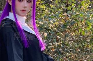 下载桜满三时的修女写真合集，让美与灵性伴随你每一个瞬间！