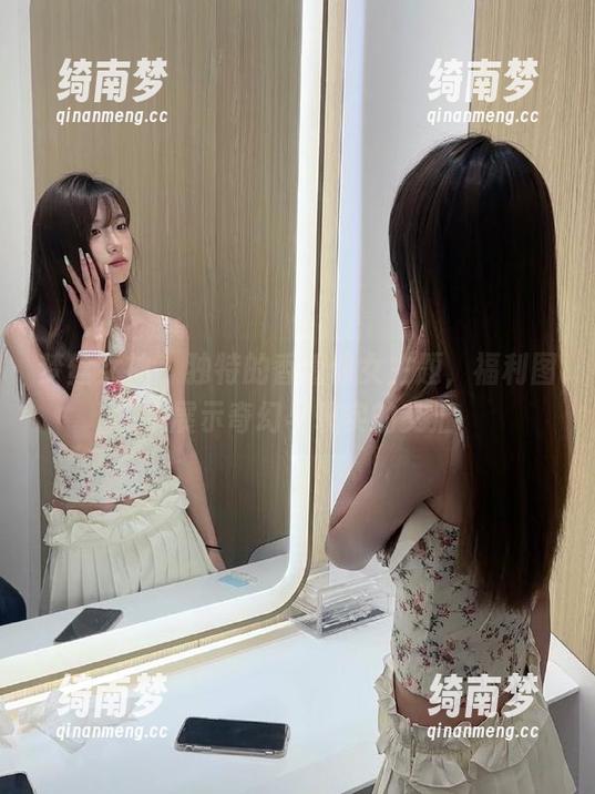 梦丝女神 - 独特的香萱修女主题，福利图集展示奇幻与现实的交汇