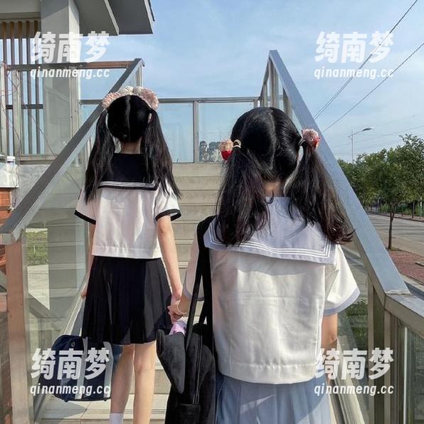 森萝财团 - 探索默陌的皮衣魅力，享受免费原图带来的视觉盛宴