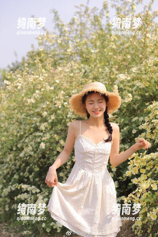 森萝财团少女白色遐想合集，带你进入梦幻的青春世界